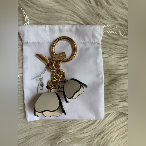 Coach Essential Tea Rose Bag Charm - Picture 5 of 8